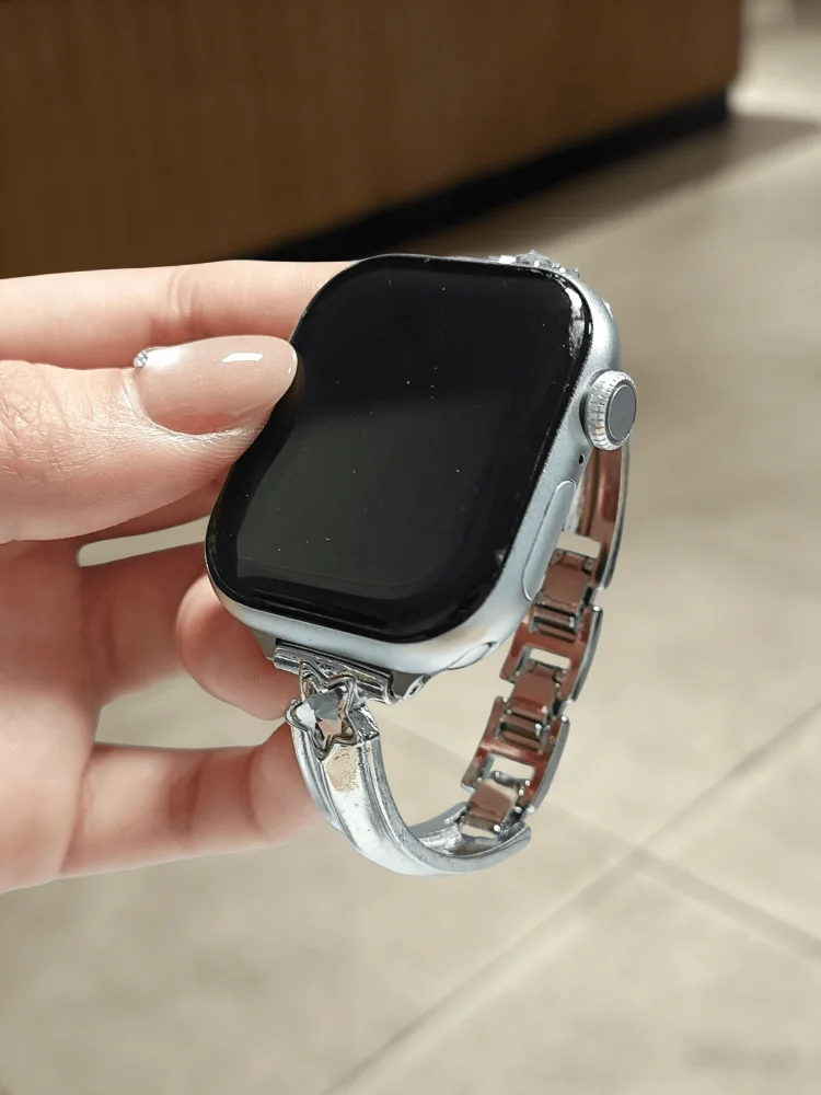 

This minimalist meta Fashionable watch strap compatible with iWatch bands in sizes 38mm, 40mm, 41mm, 42mm, 44mm, 45mm, and 49mm