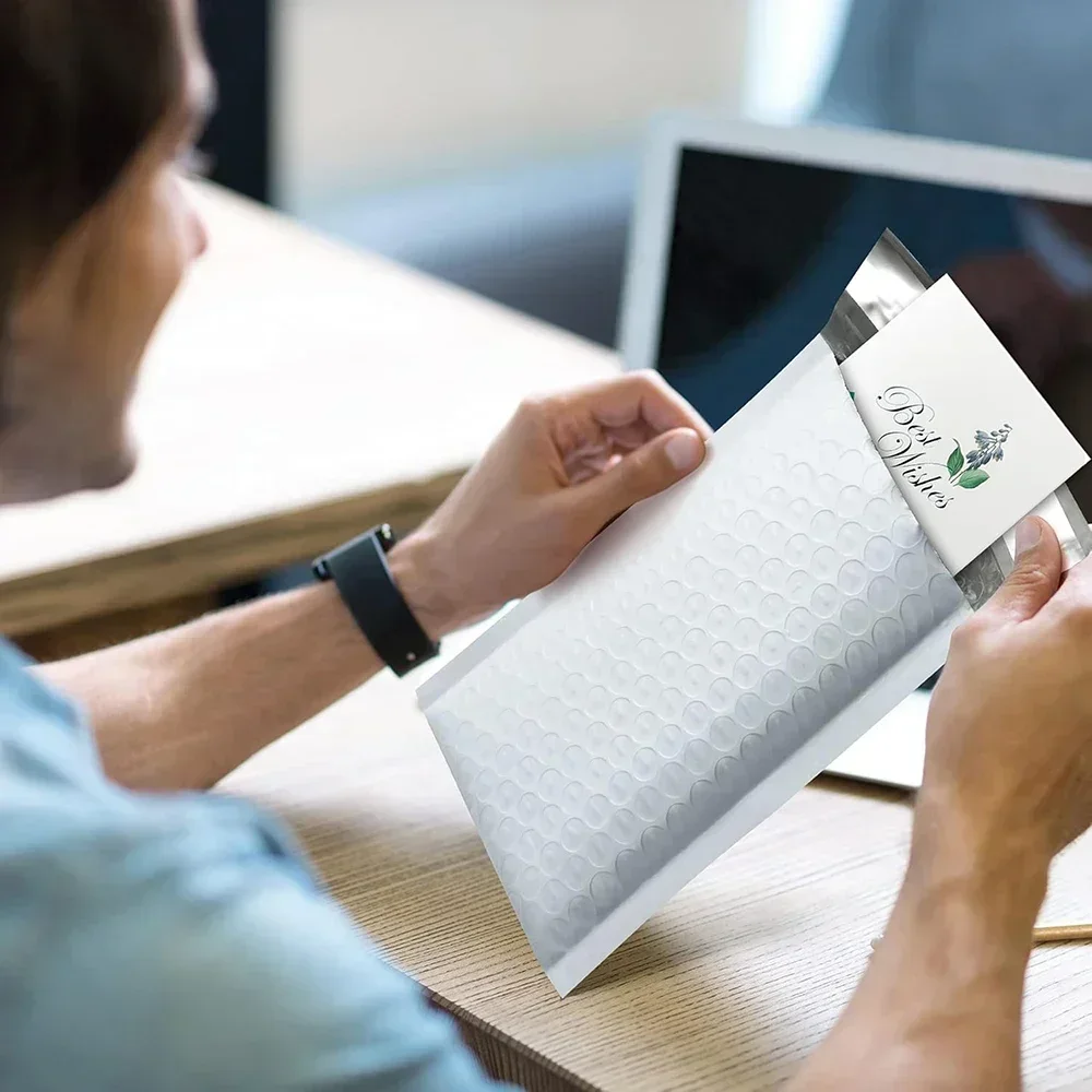 Paquetes de correo de negocios autosellados multifuncionales, sobres de burbujas de espuma blanca, bolsas de envío adhesivas impermeables para embalaje