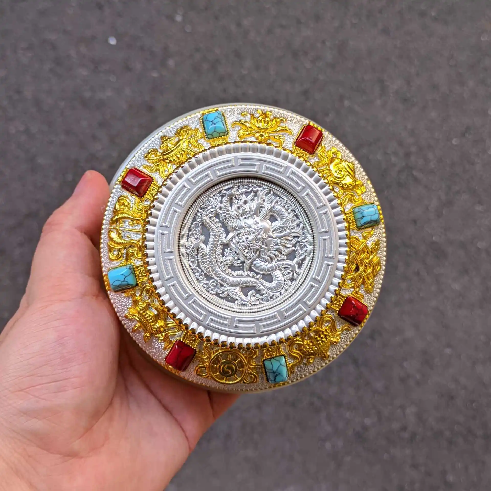New Tibetan Dragon Pattern Eight Auspicious Relief Water Supply Bowl Metal Material Buddha Hall Water Supply Special