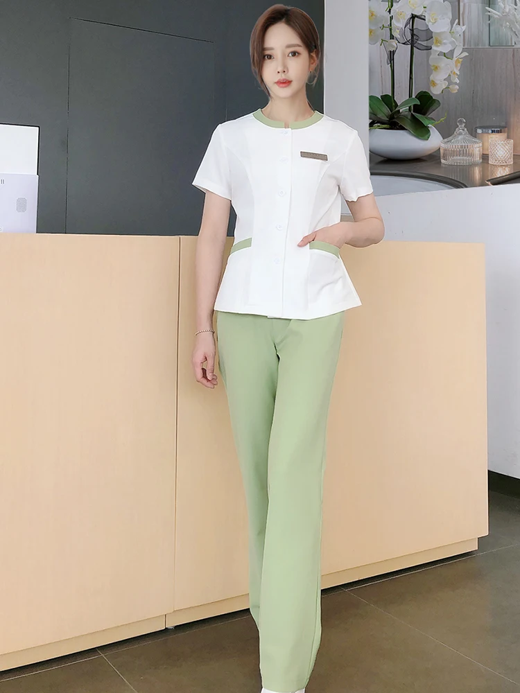 

Летний женский рабочий костюм для салонов красоты, отелей и медицинских центров: комфортный, дышащий, с коротким рукавом и длинными брюками