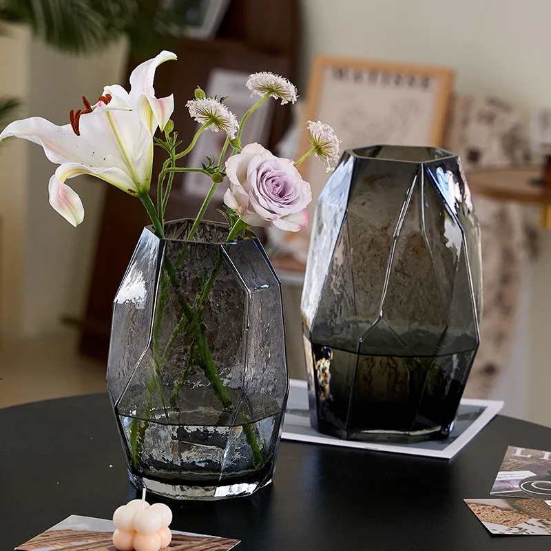 Smoky Gray Geometric Faceted Glass Vase Modern Irregular Diamond Shape Flower Vase Home Table Decor Ornament