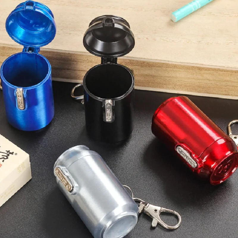 Mini Portable Ashtray Trashcan Keychain Outdoor Pocket Ashtray with Lid Metal Storage Box with Keychain Cigarette Accessories