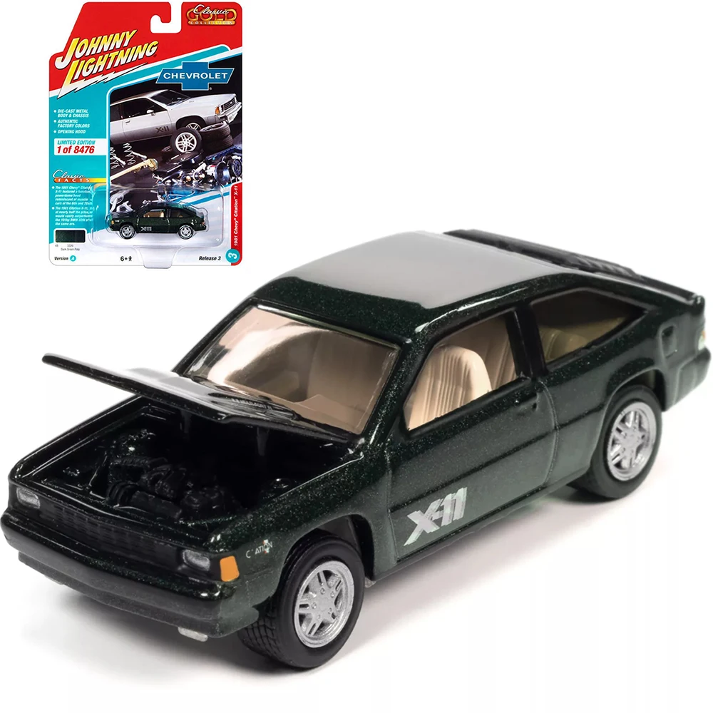 1/64 Alloy Model Car 1:64 Johnny Lightning Auto World Toyota Subaru Voyager  Mitsubishi 300 GT Ford 1982 Muscle Car Toy Boy Plym