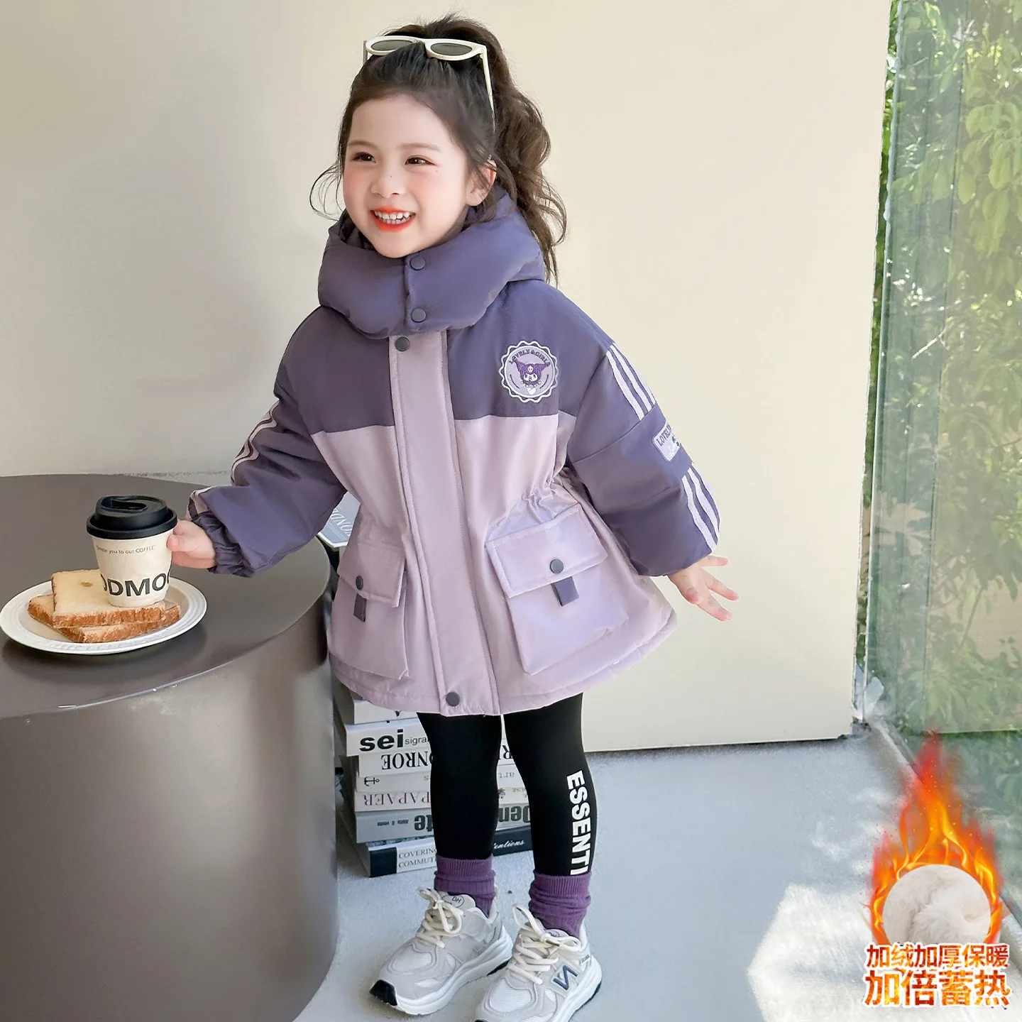 

Детская куртка Kuromi на хлопковой подкладке, бархатная куртка Sanrio, новинка 2024, теплая куртка на талии для девочек, хлопковое пальто средней длины, зимнее аниме