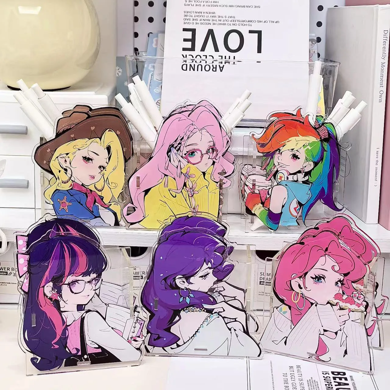 

Kawaii My Little Pony Acrylic Pen Holders Cartoon Storage Boxes Pen Containers Makeup Brush Organizer Desktop Decorations Gifts