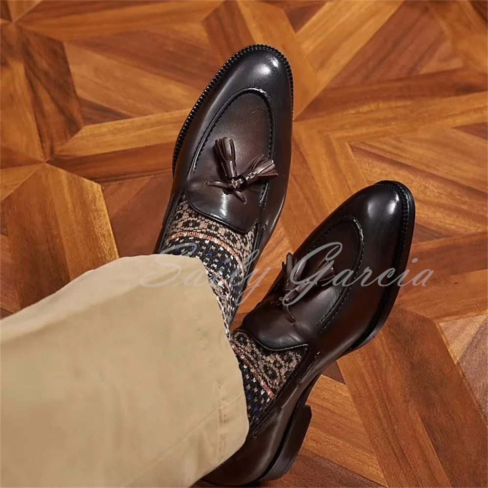 

Classic Style Tassel Casual Leather Loafers Men Round Toe Slip On Vintage Solid Color Luxury Designer Brand Comfort Dress Shoes