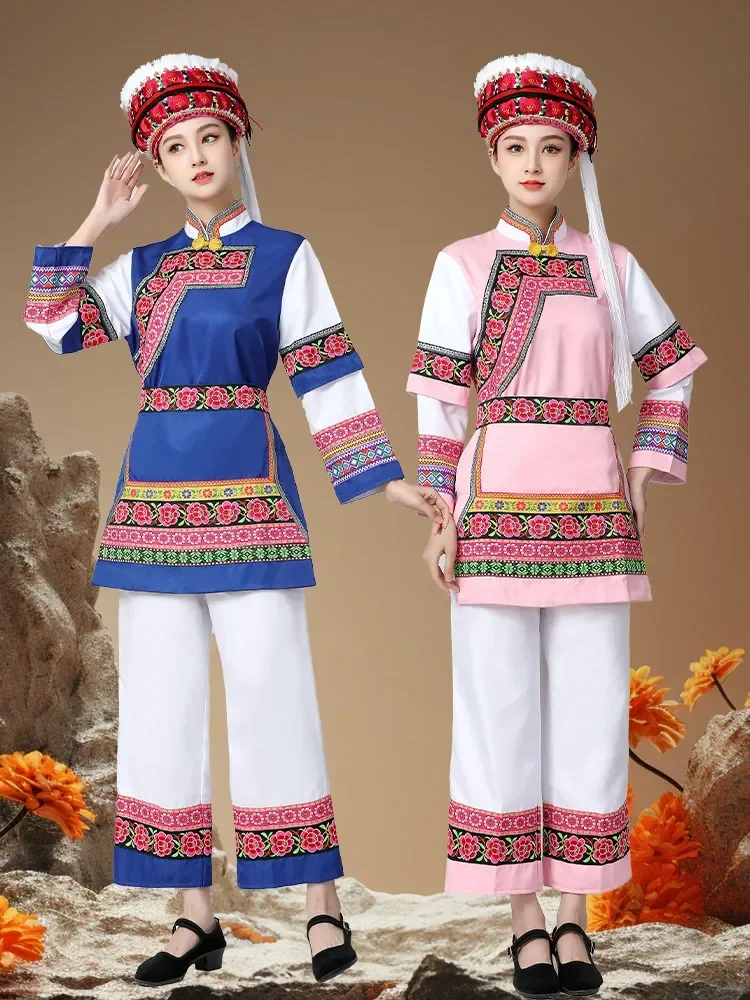 ใหม่ Bai ผู้ใหญ่หญิงเต้นรํา Yunnan minority ปักดอกไม้สีทองเครื่องแต่งกายชุด 4 ชิ้น