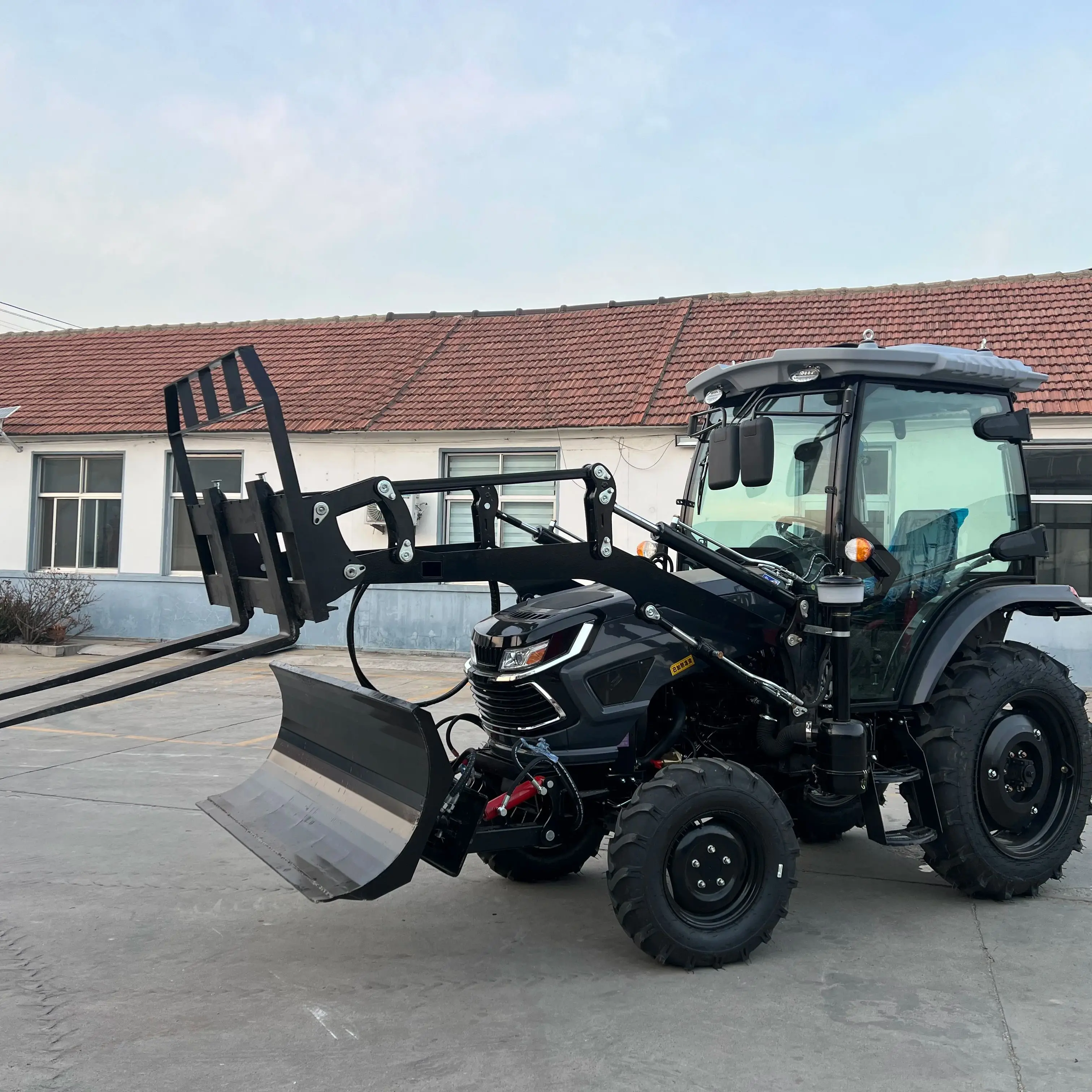 Mini-tracteur agricole à vendre, tout-terrain, 4x4, 50Hp, 60Hp, 70Hp, 80Hp, 90Hp, 100Hp, pour l'agriculture