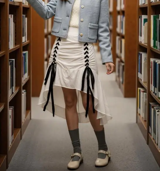 

Retro Contrasting Ribbon Splicing Half Skirt for Women, New Niche Design, High Street A-Line Skirt, Mid Length Skirt