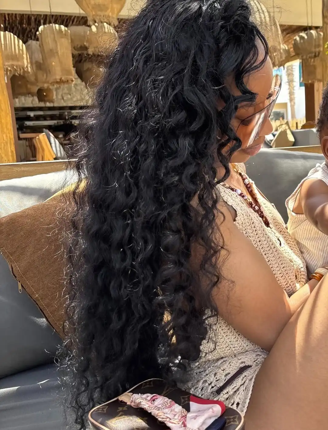 

Loose Deep Wave 13x6 HD Lace Frontal Wig Human Hair Brazilian 40 Inch Curly Wigs Lace Front Wig Pre Plucked 300 Density