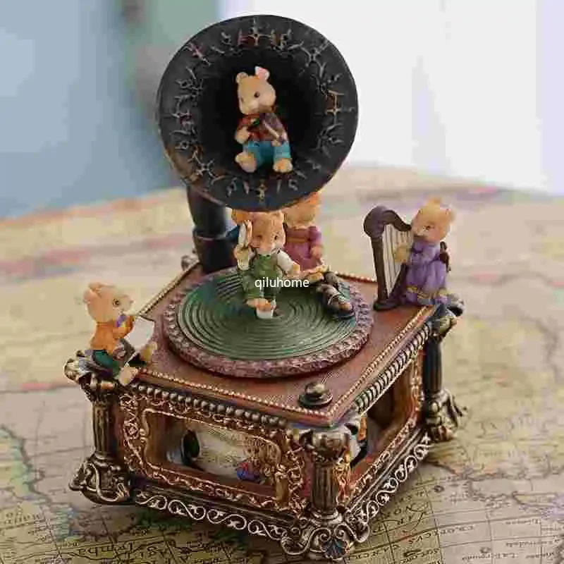 Decoration Clockwork Music Box Retro Music Box Phonograph