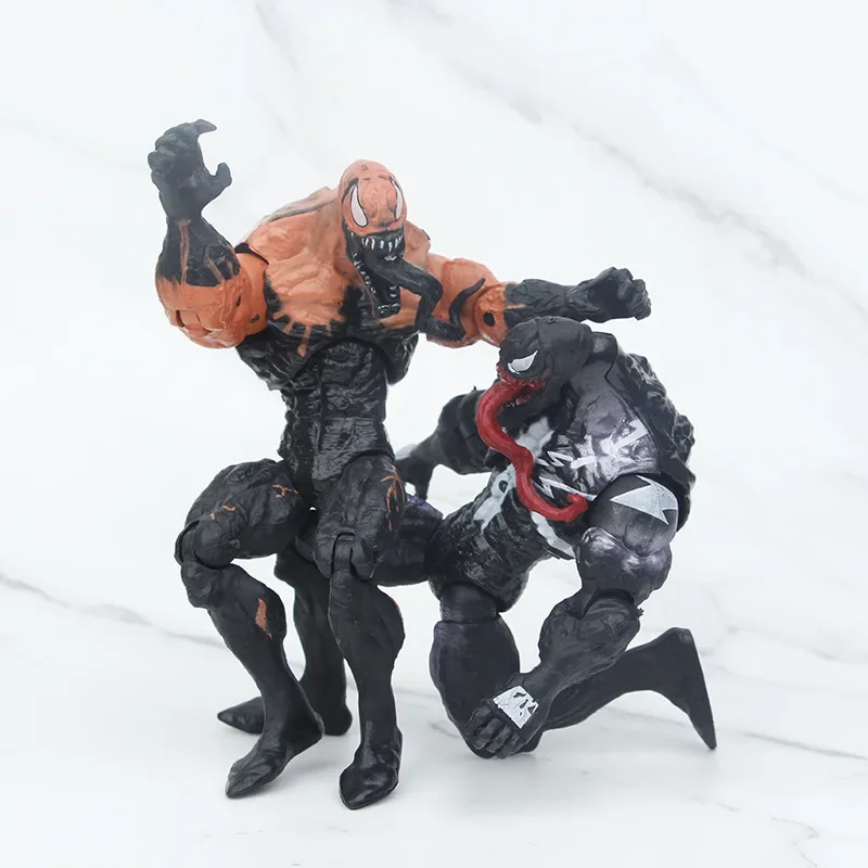 

17cm Marvel Venom Carnage Action Figure Amazing Spiderman Anime Figure Room Decoration Adult Collection Model Toy