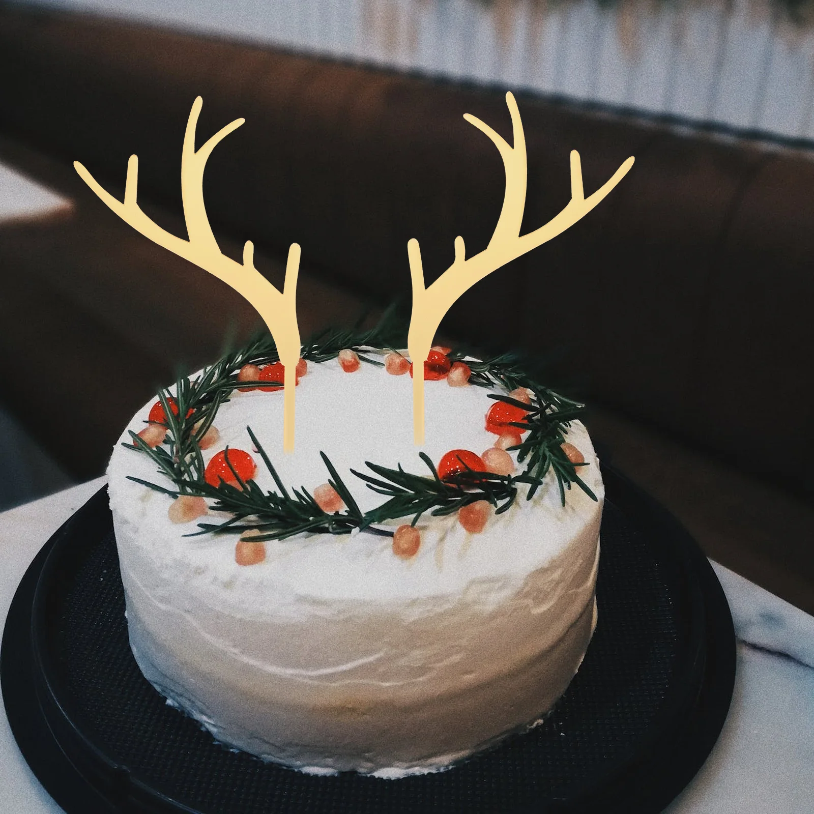 

Cute Acrylic Cake Topper Antler Decoration Red Christmas Cupcake Toppers Birthday Dessert Picks Party Decor Xmas Cake Inserts