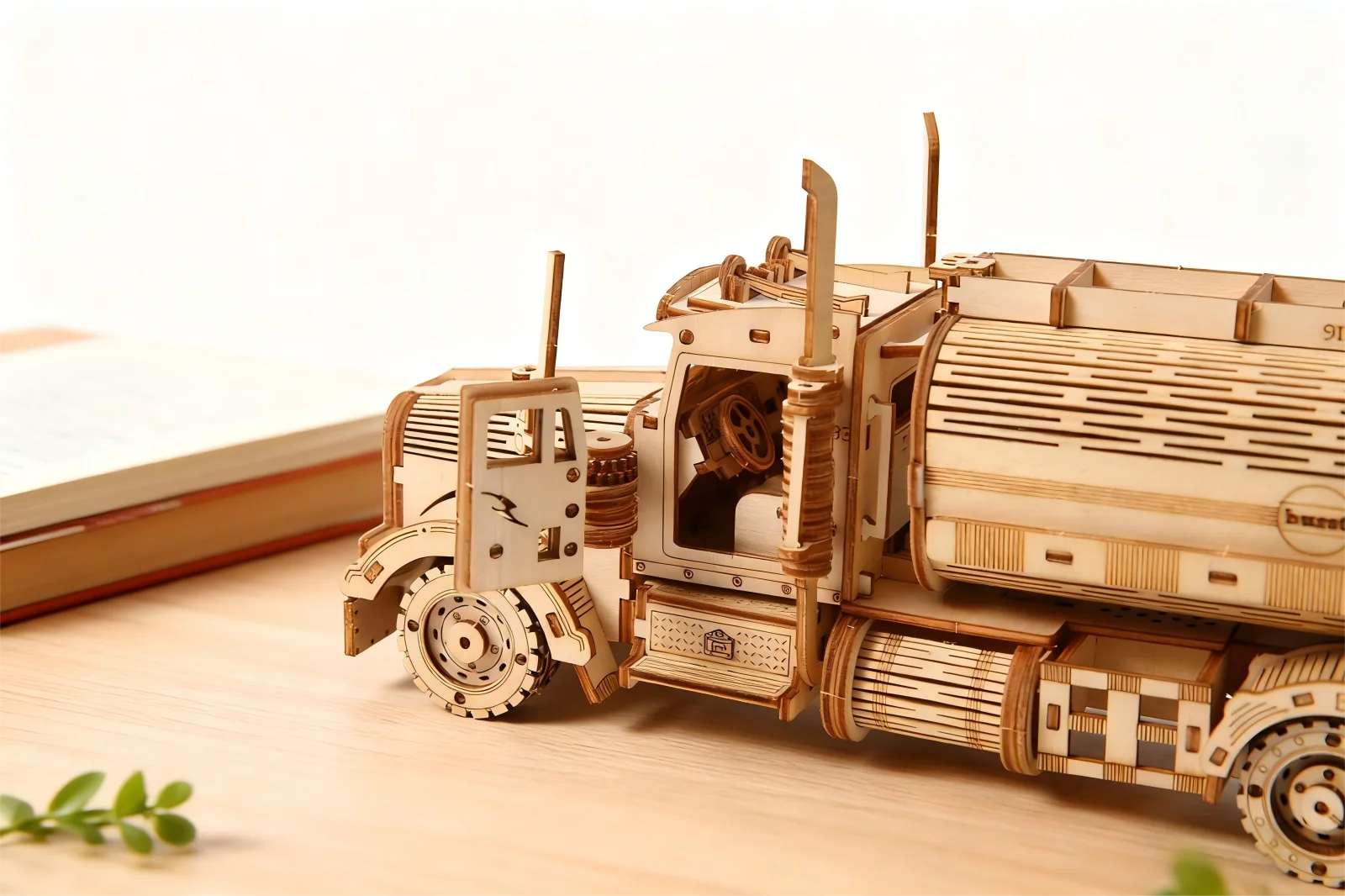 OUZEY ثلاثية الأبعاد خزان خشبي شاحنة لغز للبالغين الخشب اللبنات مجموعات التجمع نموذج كول سطح المكتب مكتب ديكور المنزل هدية مزخرفة