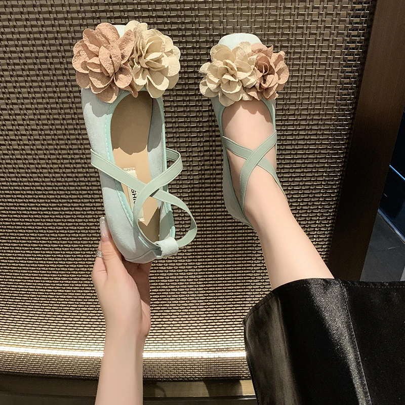 

New Style Fashionable Retro Women's Summer Flat Sandals with Skirt Low Heel Comfortable Flower Design Female Shoes Women Sandals