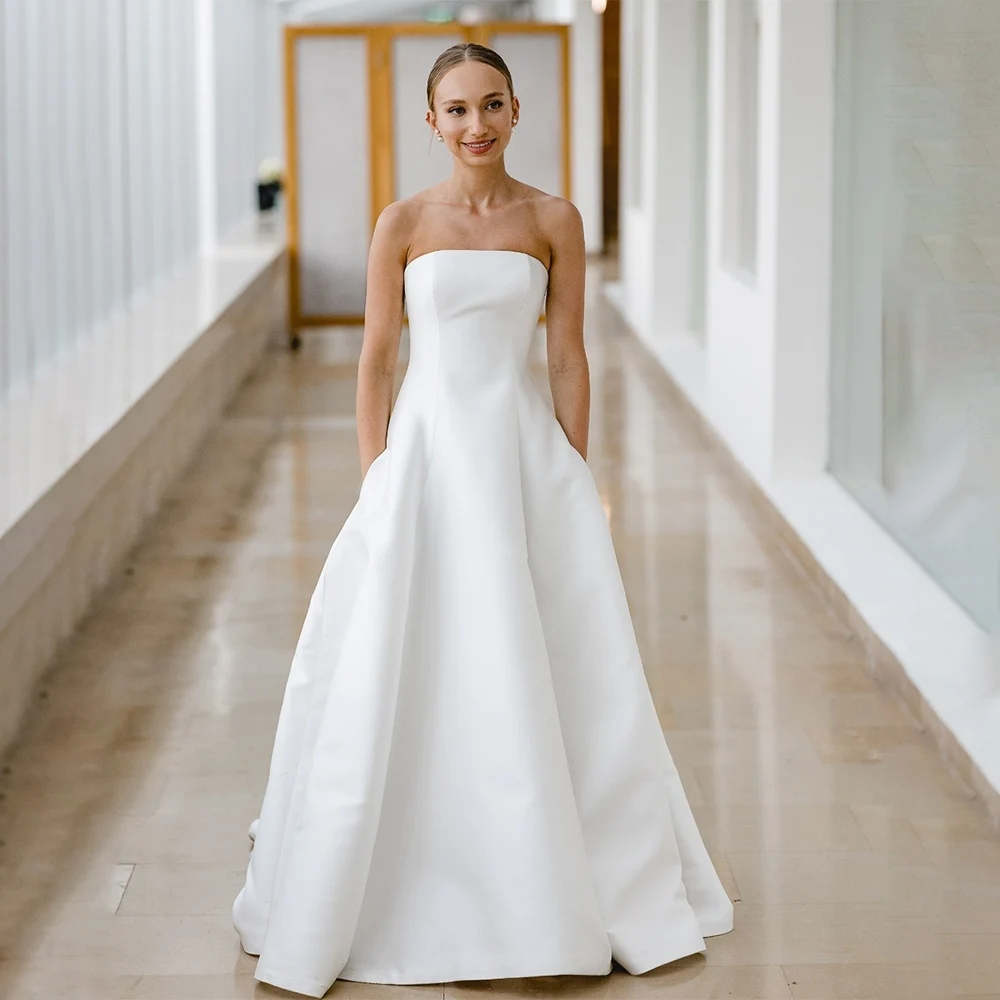 

ZIBUYU V Neck A-Line Sleeveless Satin Bridal Dresses Lace Appliques Mermaid Sweep Train Customized Wedding Gown Vestido De Noiva
