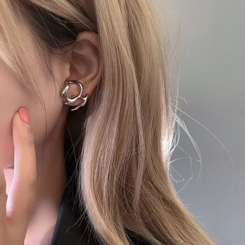 Необычные-полые-серьги-из-жидкого-металла-стильные-серьги-в-стиле-хип-хоп-панк-модные-индивидуальные-длинные-серьги-ms-girl-дорожные-аксессуары