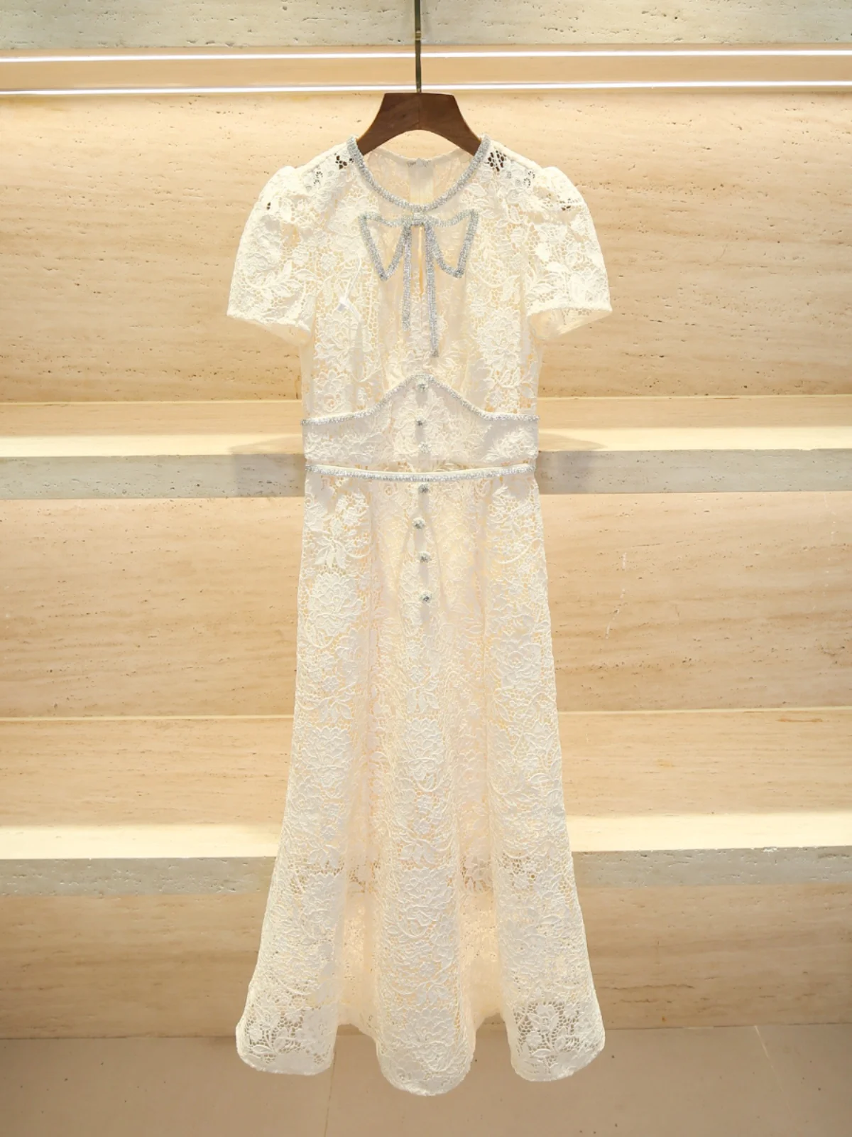 

Retro Court Sle Knot Diamond Decorated Lace Hollow out Waist Cinched Dr Spring 2024 A-Line Long Sve Dr