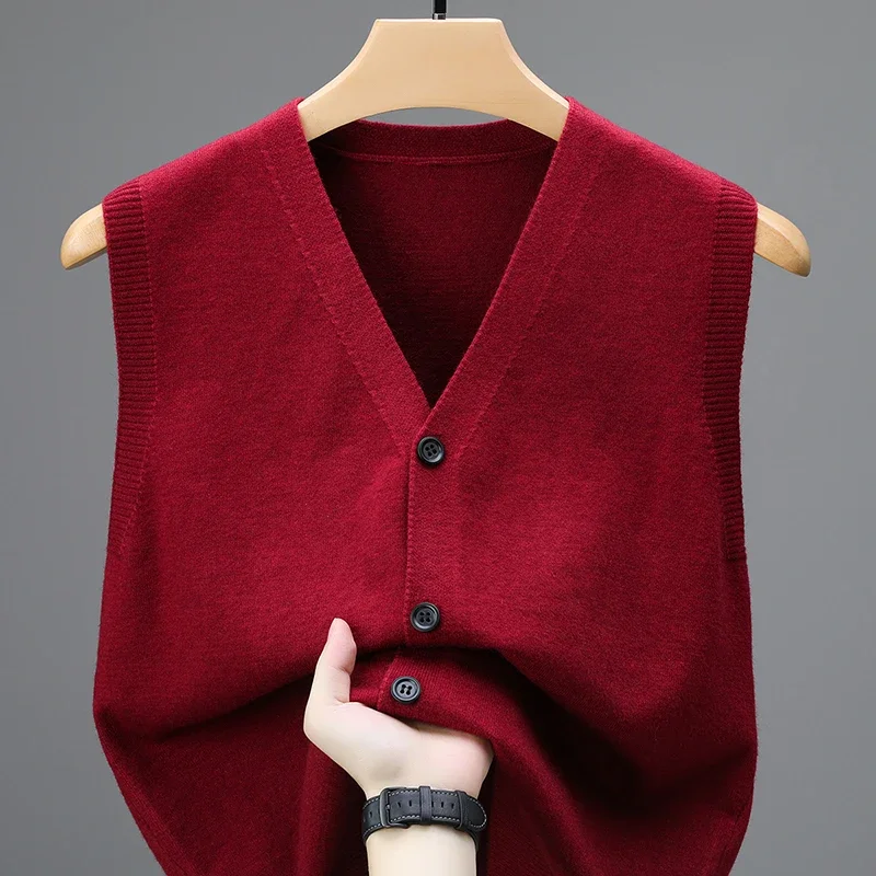 Single Breasted Pullover 2025 Autumn Sleeveless Vests Men Work Sweater Knitted Male Waistcoat Jumper Pullovers Roupas Masculinas