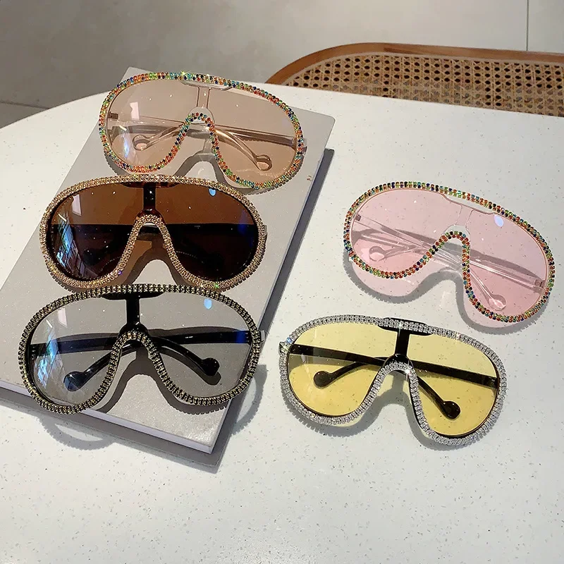 Pilot Sunglasses Women For Female Luxury Brand Designer Oversized Sun Glasses Vintage Big Frame One Piece Diamond Crystal Shades