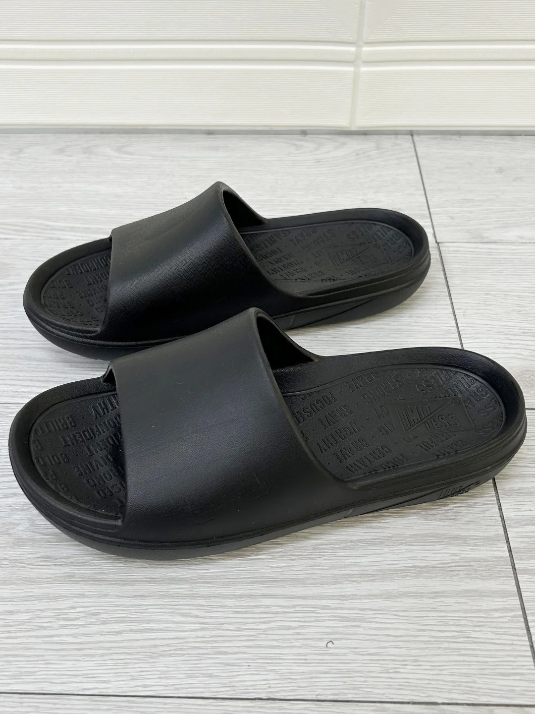 

ex Summer Lightweight Spor Slippers Soft Elastic Casual Beach Slippers Bathing Slippers Breathable Slip-On Slippers