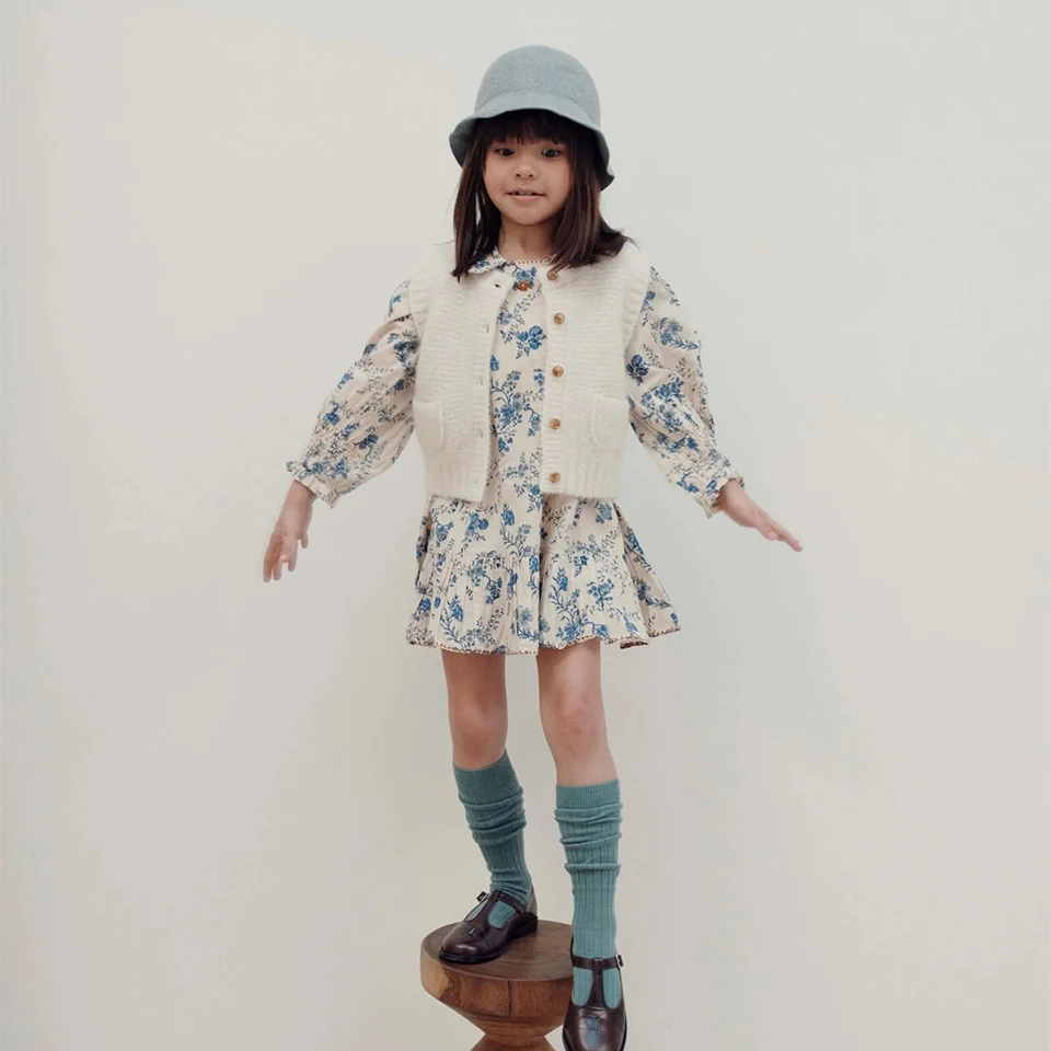 2025 AW ملابس الفتيات EM جديد الخريف طفل أطفال متماسكة سترة طفلة التطريز زهرة سترة السراويل الأطفال الزي مجموعة