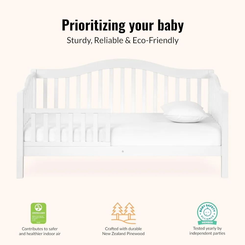 Lit de jour blanc pour tout-petits au sol bas avec rails de sécurité, certifié Greenguard Gold, finitions non toxiques pour enfants de 18 mois à 5 ans