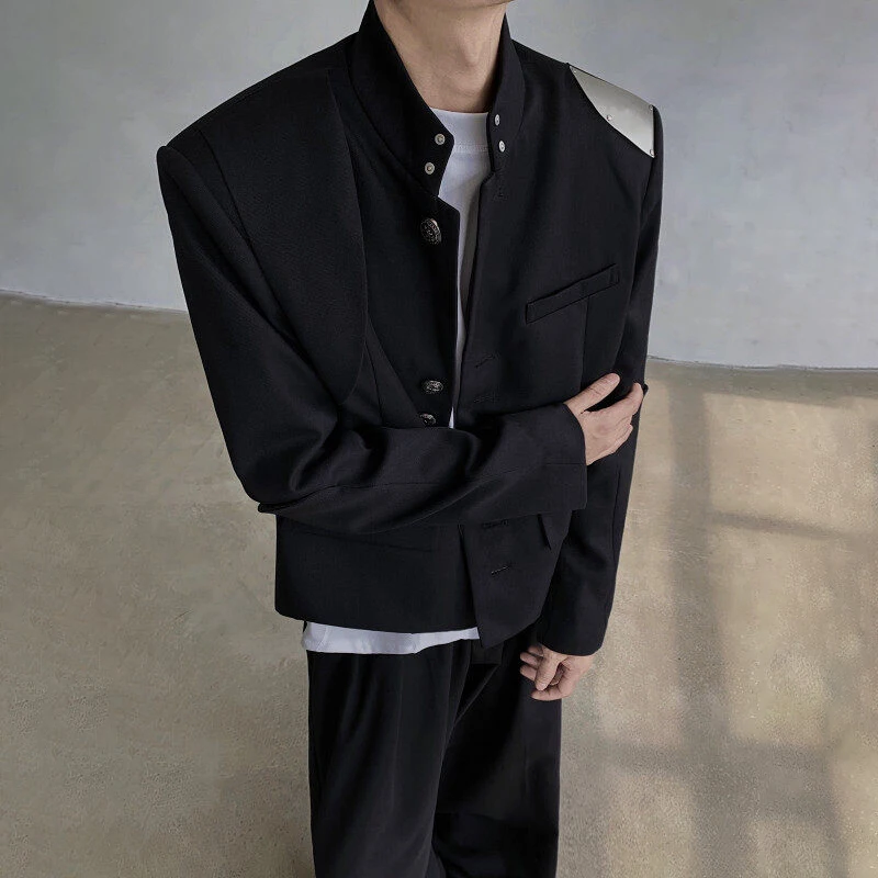 WTHT แฟชั่นผู้ชายโลหะไหล่กระเป๋า Blazer เสื้ออินเทรนด์สไตล์จีนเสื้อแจ็คเก็ตชาย 2025 ฤดูร้อน 2A0736