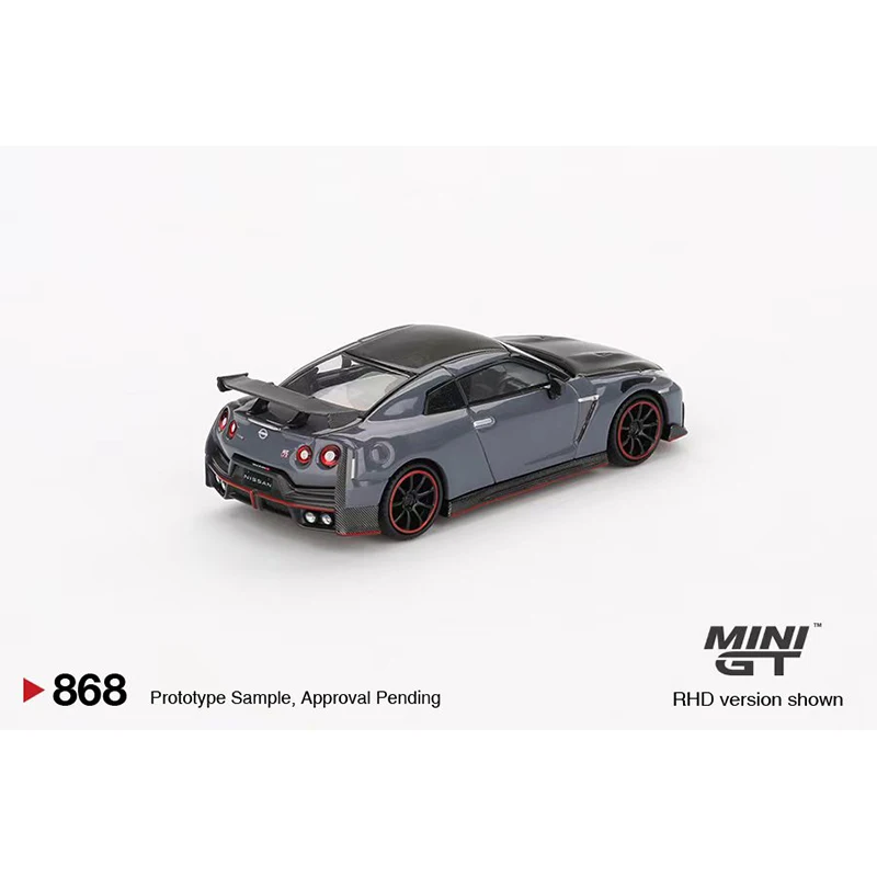 ของเล่นขนาดเล็กสำหรับสะสม868รุ่น1:64 GTR โมเดล2024เหล็กดายแคสต์ R35