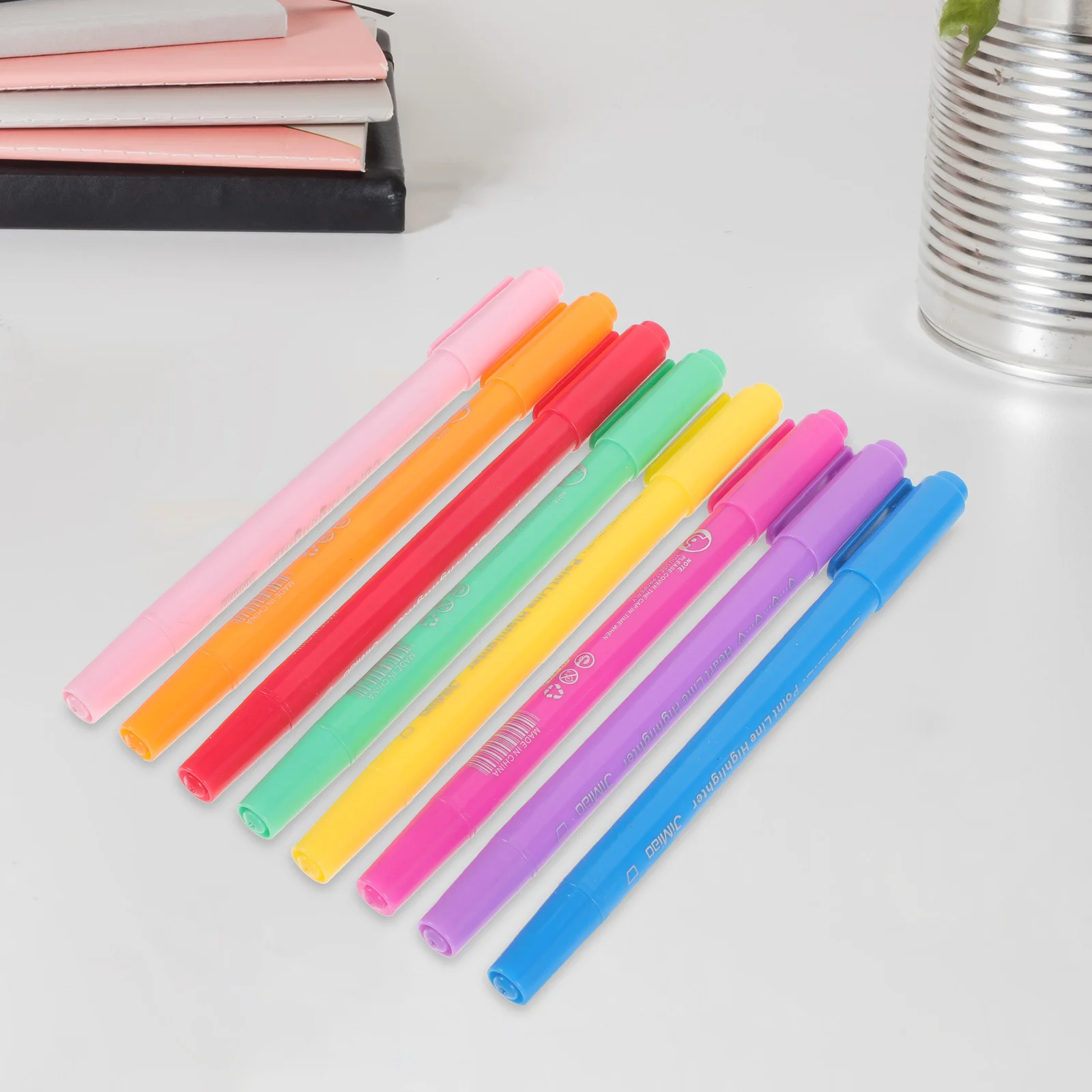 

8Pcs Portable Paint Marker Pen Set Colored Highlighters for Note Taking Journals Scrapbooking DIY Gifts Highlights Pen Set