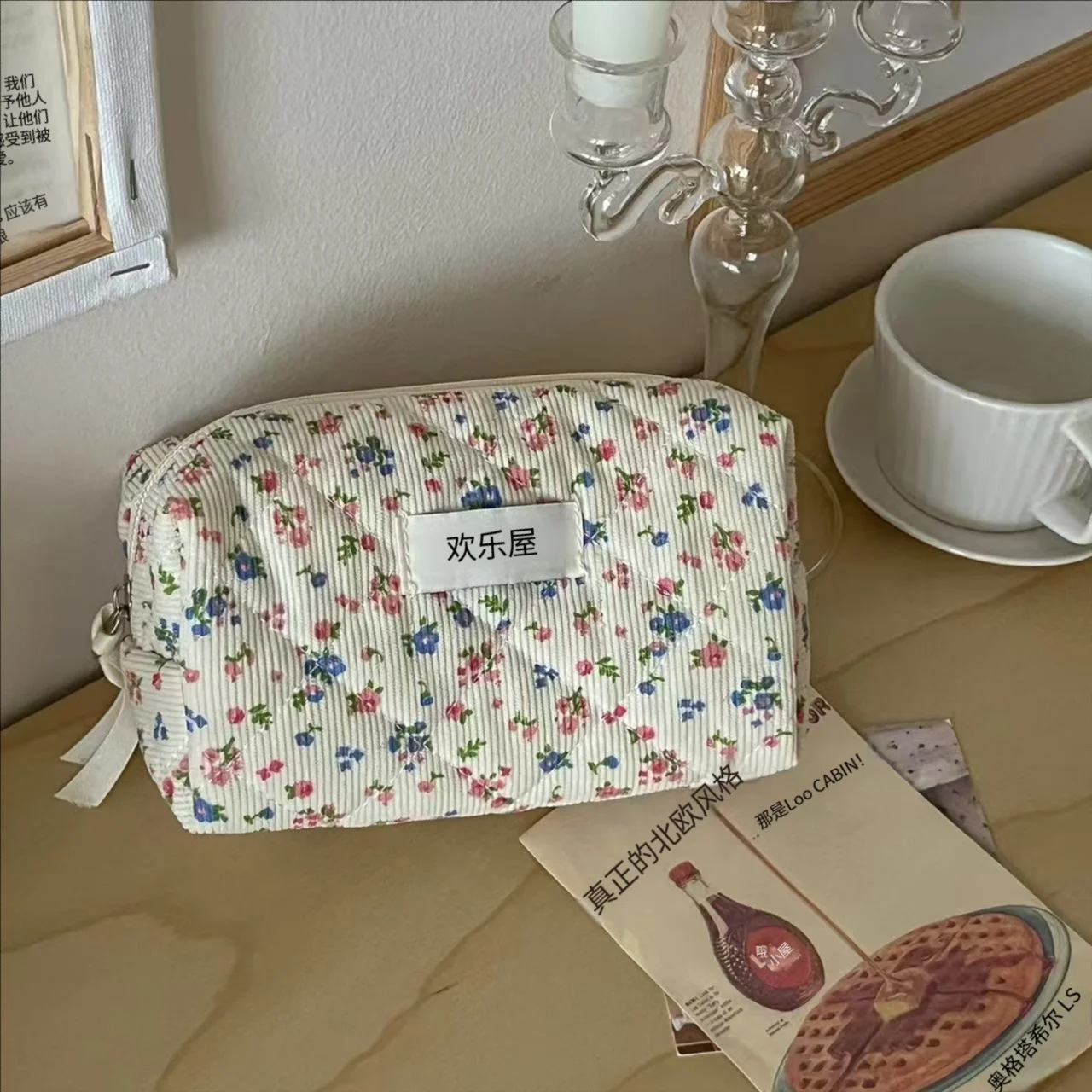 Fashion Vintage Flower Women Makeup Bag Cotton Tote Portable Female Cosmetic Storage Handbag Travel Organizer Zipper Quilted Bag