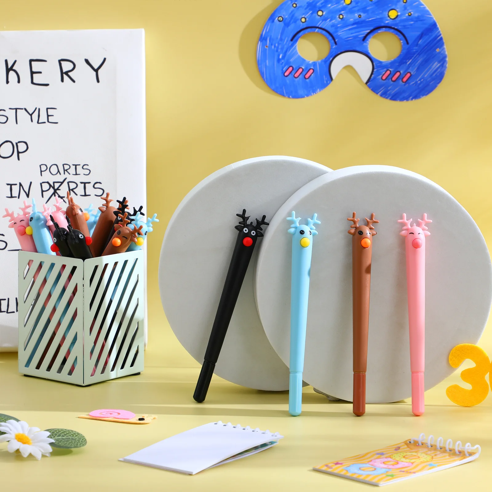 

16pcs Christmas Deer Shaped Ballpoint Pen Blue Ink Smooth Writing Plastic Mini Pens For School Office Stationery Kids