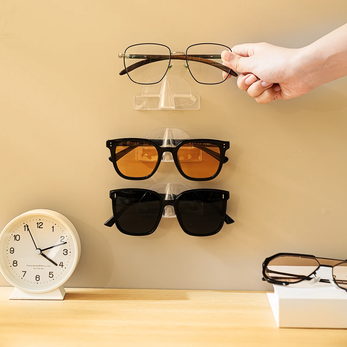 10/16/20/30/40pcs Fashionable Convenient Eyeglasses Storage Holder, Wall Mounted Glasses Storage Tool, Glasses Display Rack