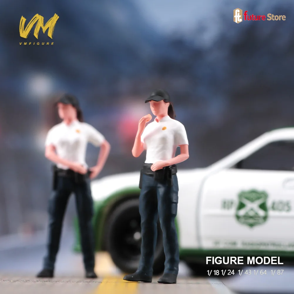 

Painted Miniature 1/87 1/64 1/43 1/24 1/18 Woman Police Officer Figure Diorama Mini Doll Street Scene Props Resin Model Crafts