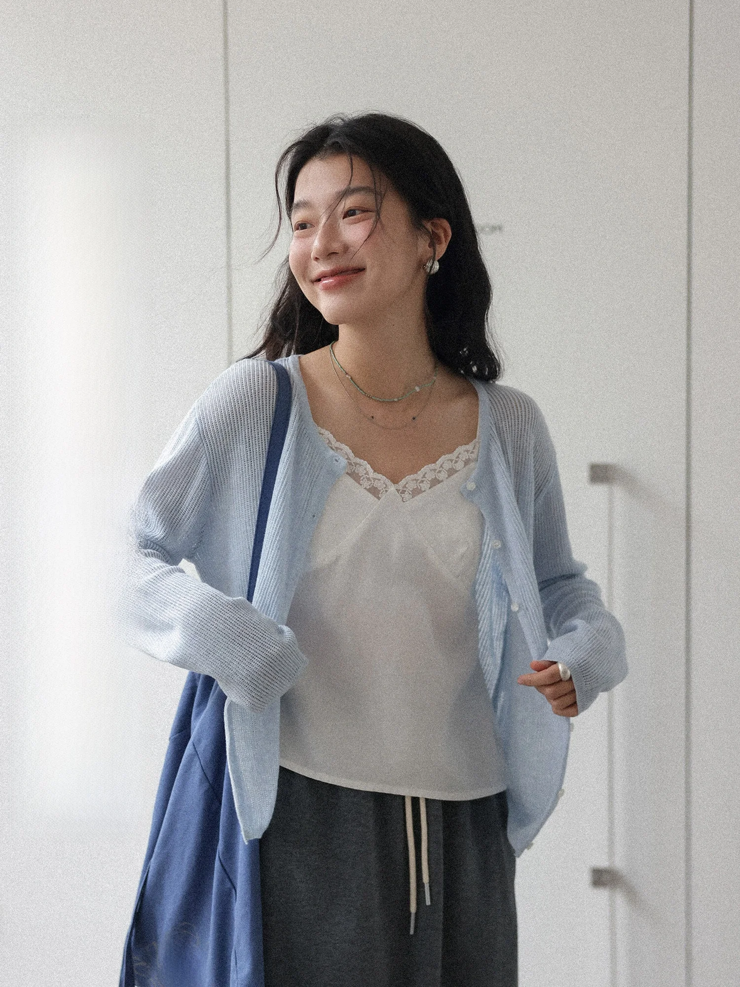 

Blue Thin Knitted Open Cardigan Women's Spring 2026 New Korean Style Super Beautiful Layered Outerwear Top Simple Style