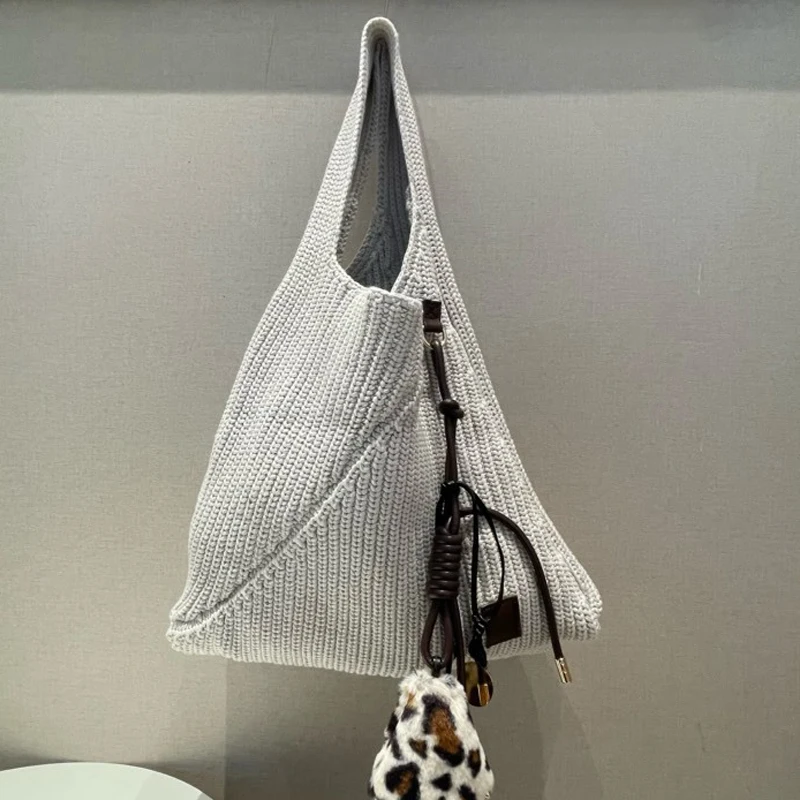 

Вязаные сумки-бродяги для женщин, роскошные дизайнерские сумки и кошелек, новинка 2023 года, модные сумки большой вместимости для поездок на работу под мышками на плечо