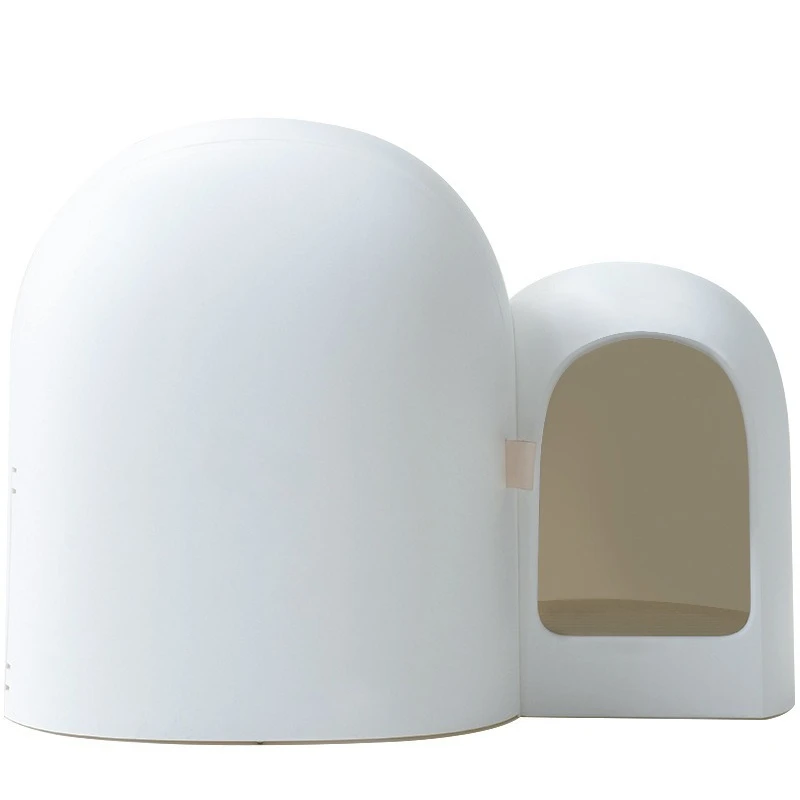 

Cat litter box full, closed, oversized cat toilet