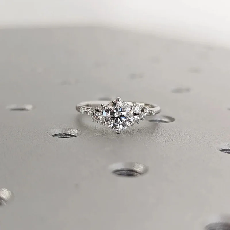 1Ct Round Cut Lab Grown Diamond DEF Color VS VVS Clarity 14K 10K Gold With IGI Certificate Unique Snowdrift Diamond Cluster Ring