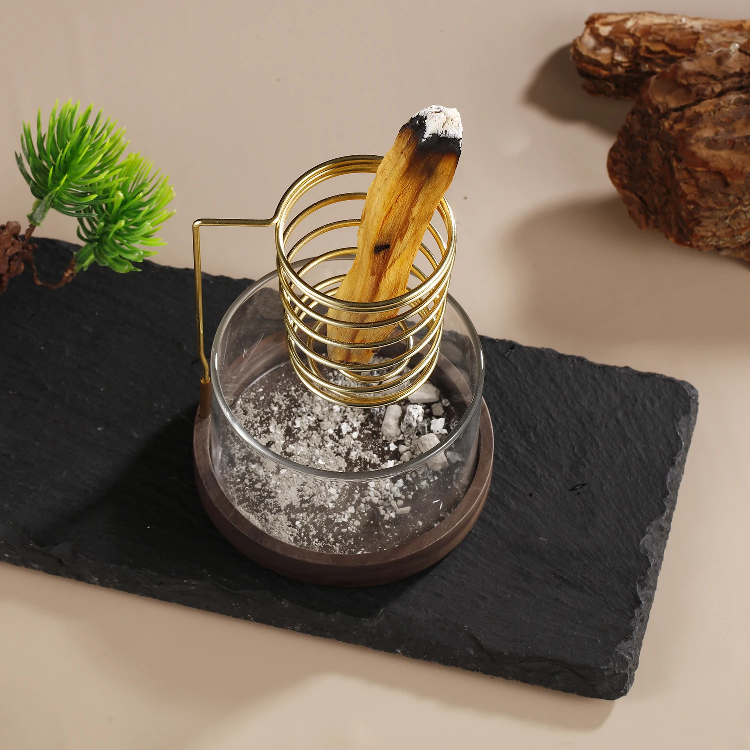 Metall-Räucherstäbchenhalter mit Glas-Ascheauffangschale für Meditation, Yoga und Spa – Detail 5