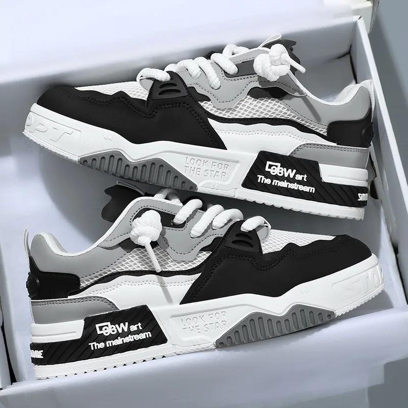 

Повседневная обувь 2026: новые мужские кроссовки на все сезоны, модные и универсальные, с мягкой подошвой, белые.