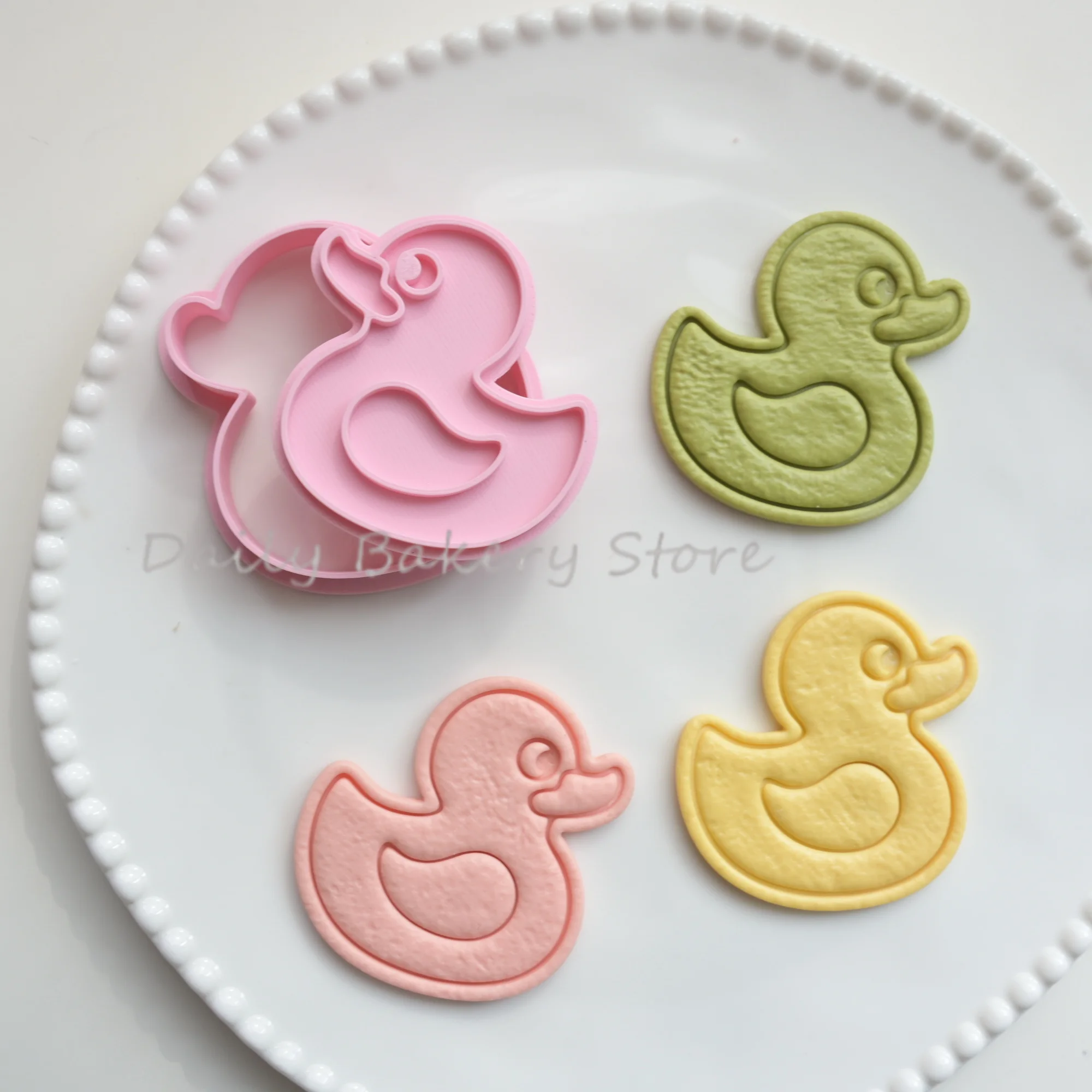 Cartoon Duck Cookie Cutters Animal Biscuit Mold Bakeware DIY Bakery Tools and Accessories Stampcookie Cutters