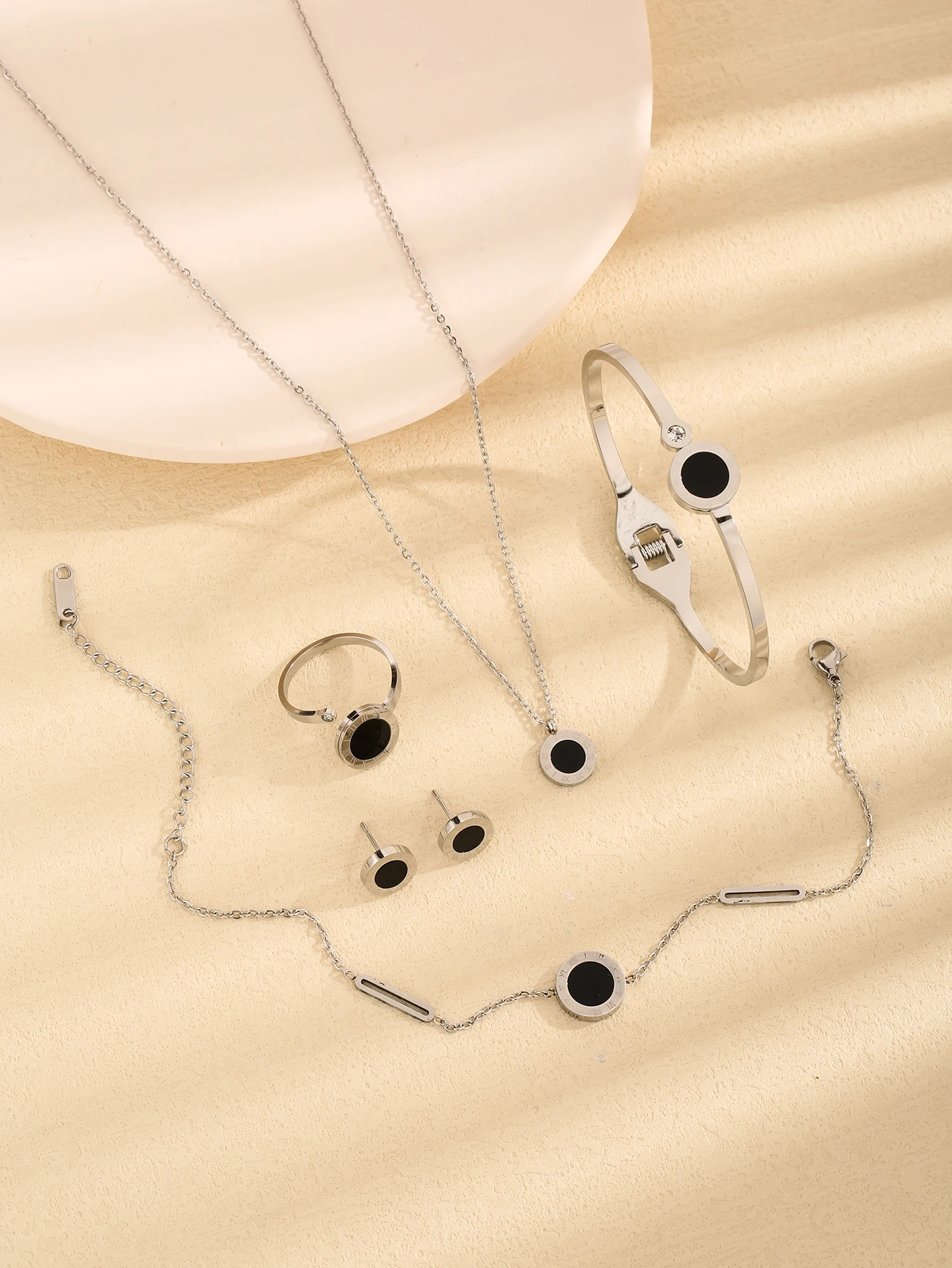 Roman word necklaces girls tide clavicle chain luxury niche necklace temperament pendant set