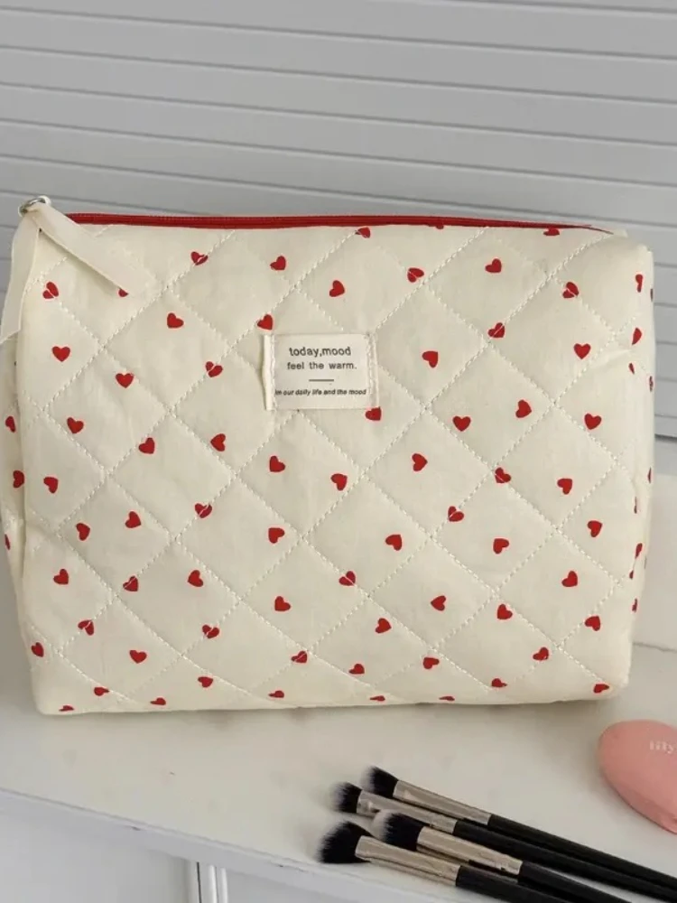 Mode Ins coeur femmes Quilting sac de maquillage grande capacité toilette cosmétique pochette de rangement sac à main dames fermeture éclair sac de maquillage