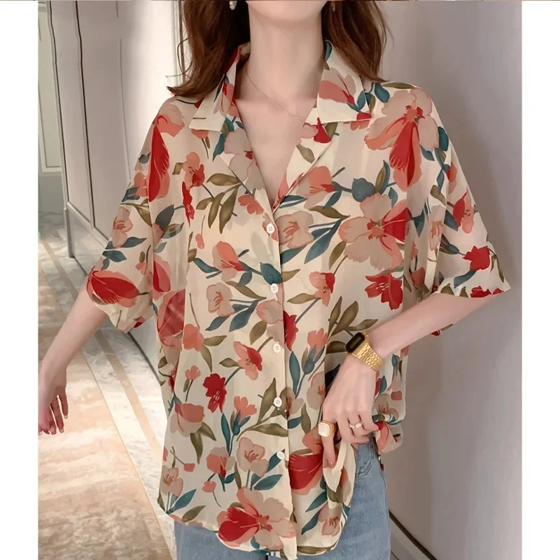 

Southeast Asian Vacation Style Women Shirt Vintage Flower Print Summer Short Sleeve Lapel Woman Shirts Casual Loose Tops blusas