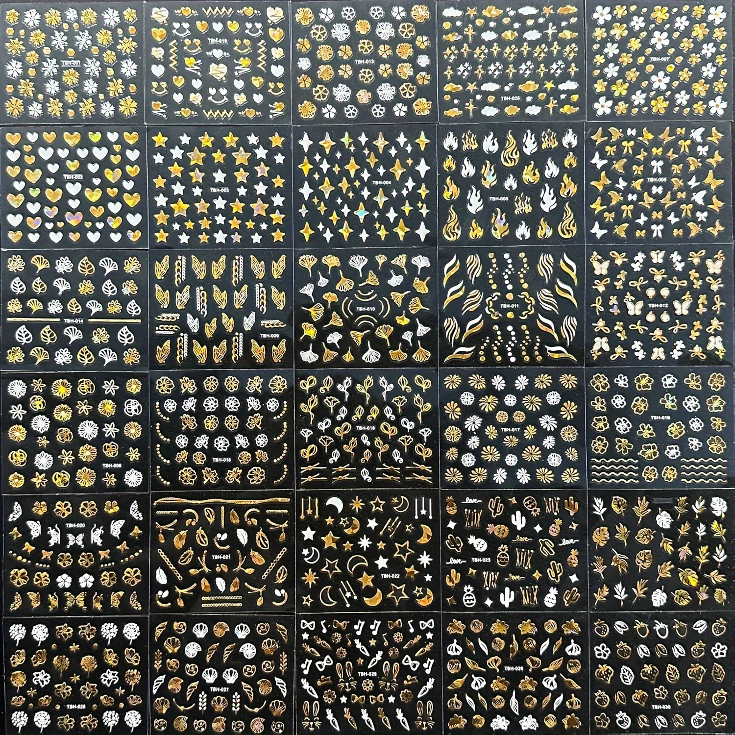 สติ๊กเกอร์ติดเล็บสีทอง 30 แผ่น - หัวใจ 3 มิติแบบมีกาวในตัว สีทองเมทัลลิก (มีเน้นหลายสี) - ไม่ต้องใช้กาว