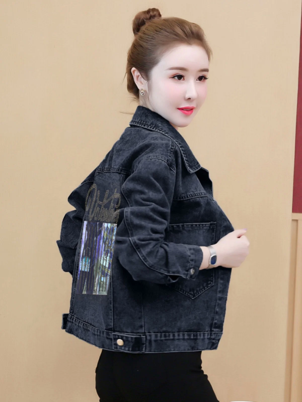 Trendy Large Size Women's Denim Jacket Spring Autumn Vintage Jacket Casual Top  Collar Button Sleeve Diamond Embellished