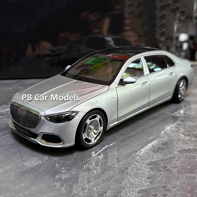 

AR AlmostReal1/18 Maybach S-Class S680 2021 модель статического автомобиля из сплава