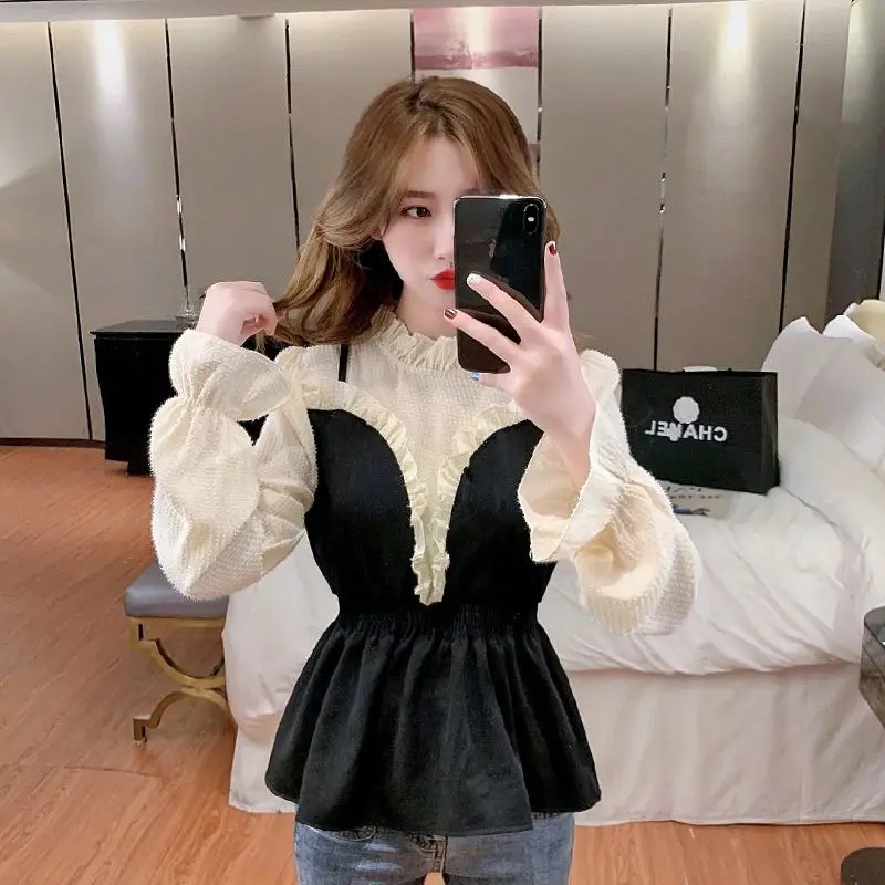 Chiffon Women\'s Top with Camisole and Fake Two-piece Fashionable Casual Flared Sleeve Lace Up Waist Long Sleeved Shirt for Women