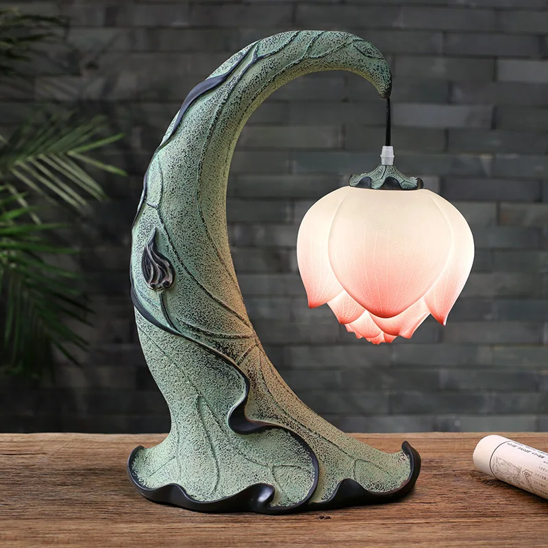 

Classical Pastoral Style Lotus Retro Table Lamp Living Room Bedroom Bedside Study Teahouse Personality Vintage Resin Desk Lights