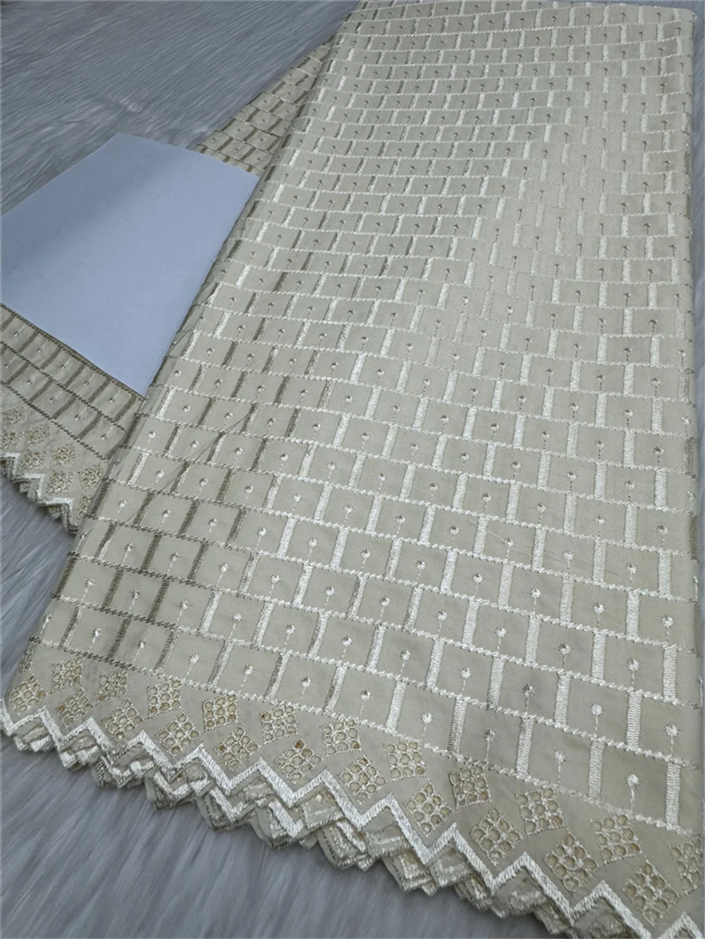 

Gold 5 Yards African Embroidery Swiss Lace Fabric High Quality 2025 Nigerian Polish Lace Fabric For Men Wedding Dresses A1231-1